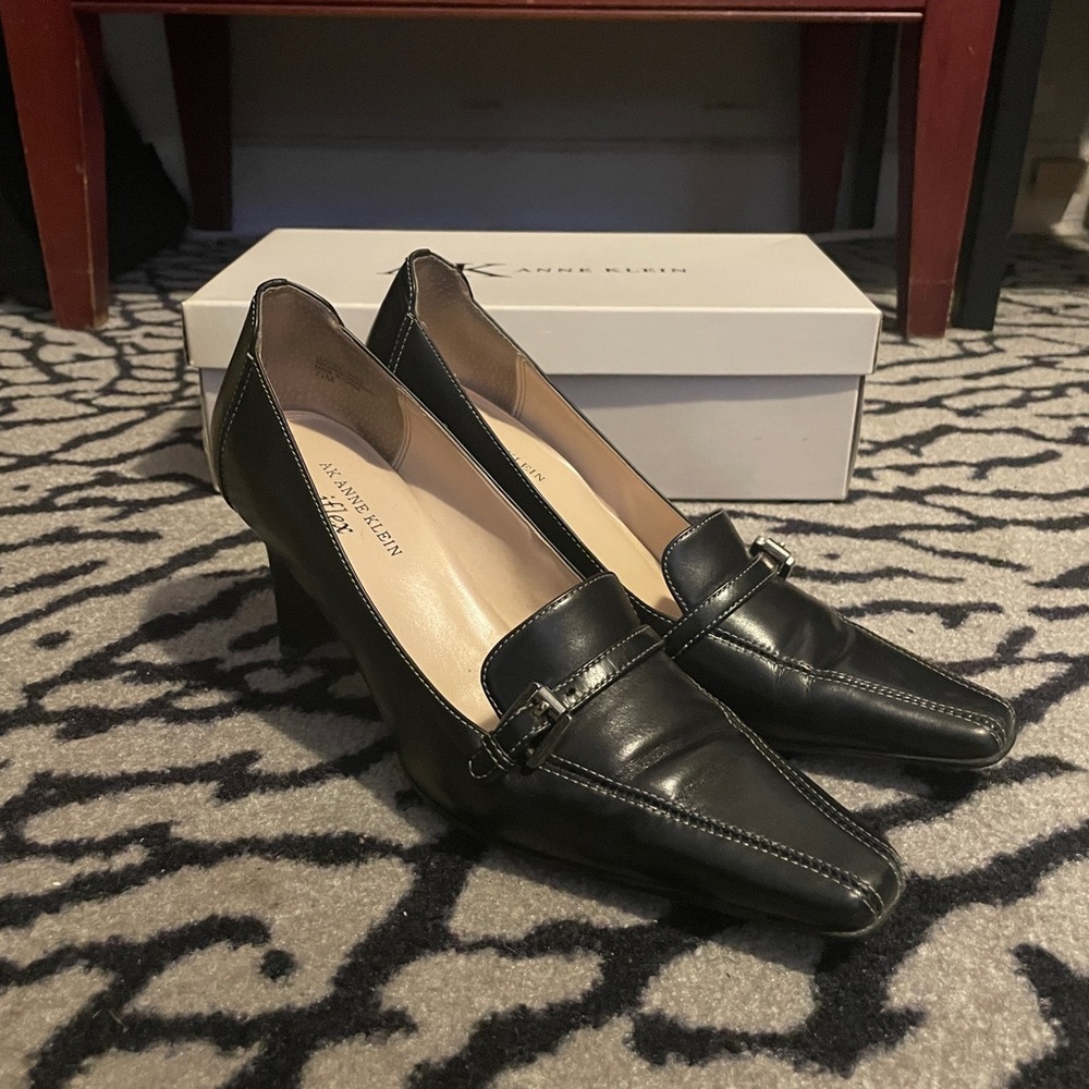 Anne Klein Black Leather Heels